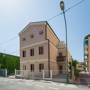 https://locazione-turistica-duca-daosta-31.hotelslidodijesolo.com